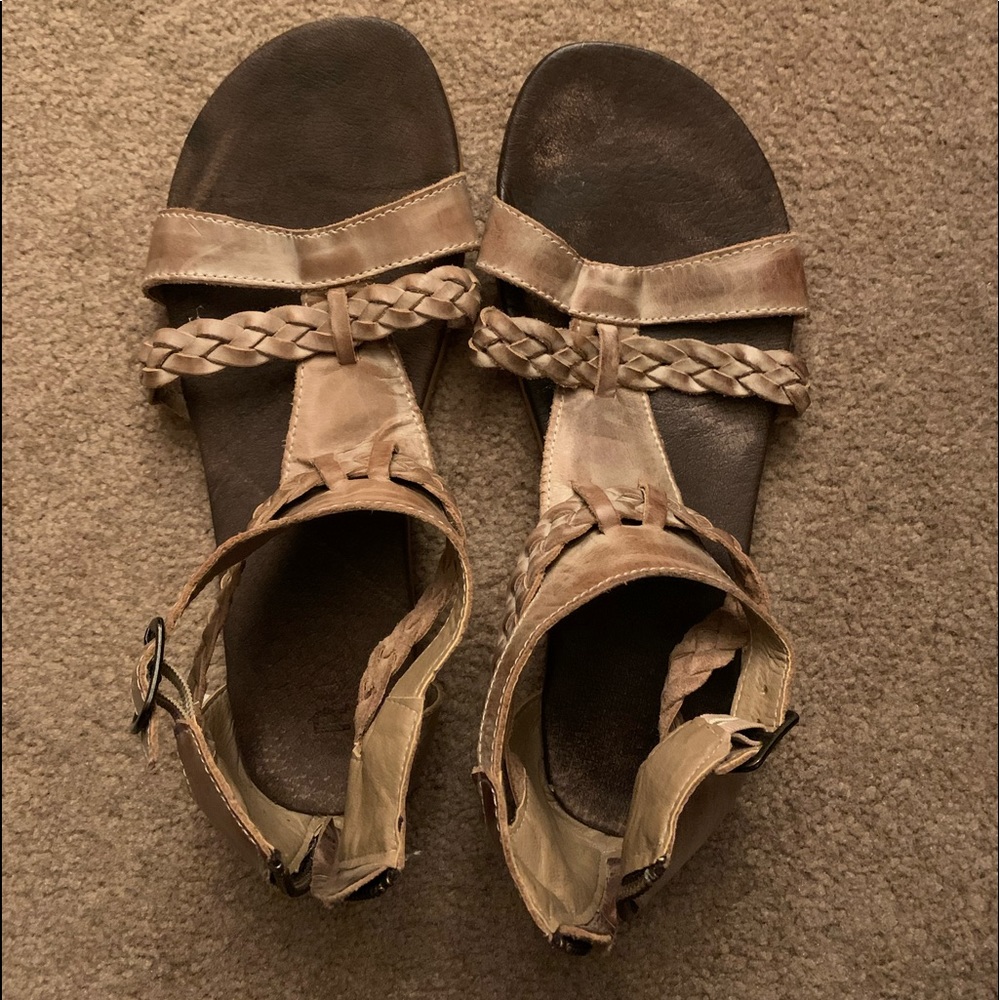 Roan Sandals from Buckle